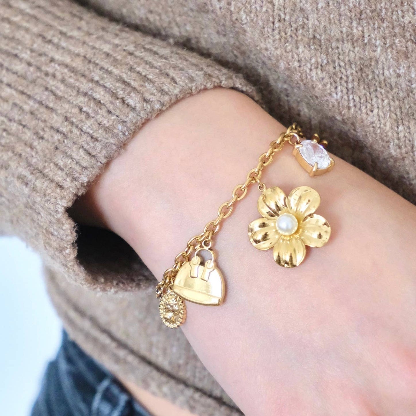 Pulsera de cadena de acero inoxidable Yizi con dijes