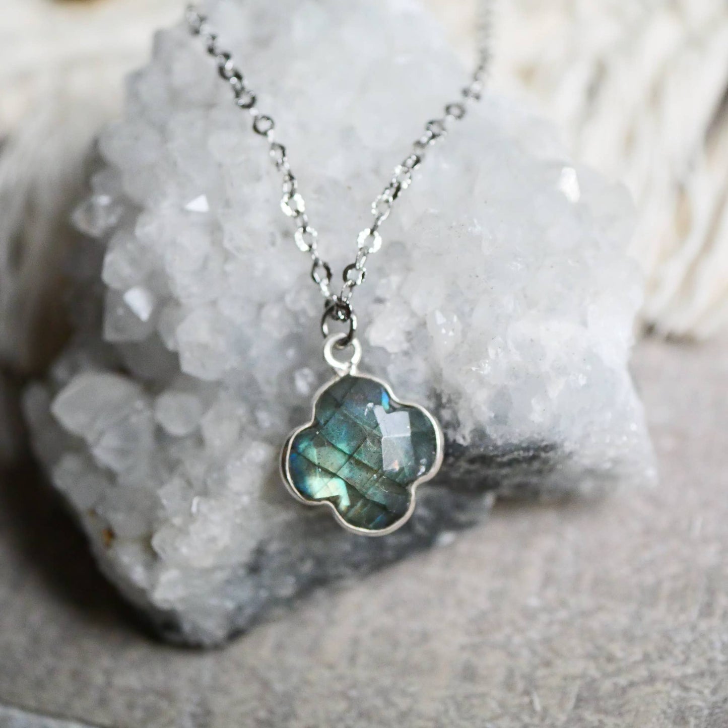 COLLAR SUBHAGYA Plata
