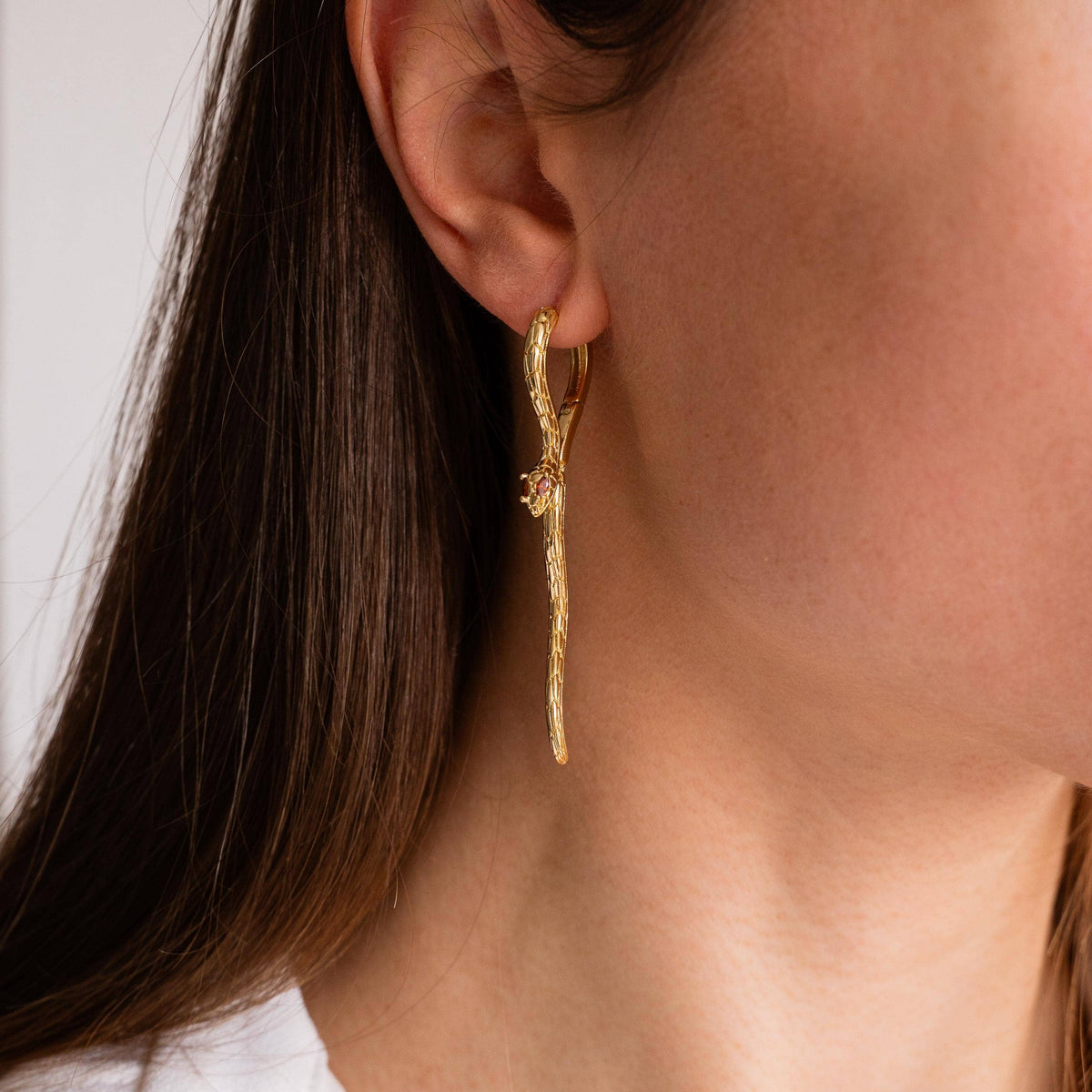 Pendientes Serpiente con Ojos Naranjas en Acero Inoxidable
