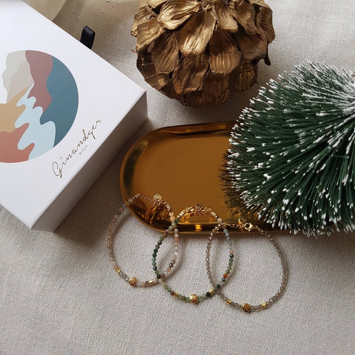 PACK - SET DE PULSERAS VIC