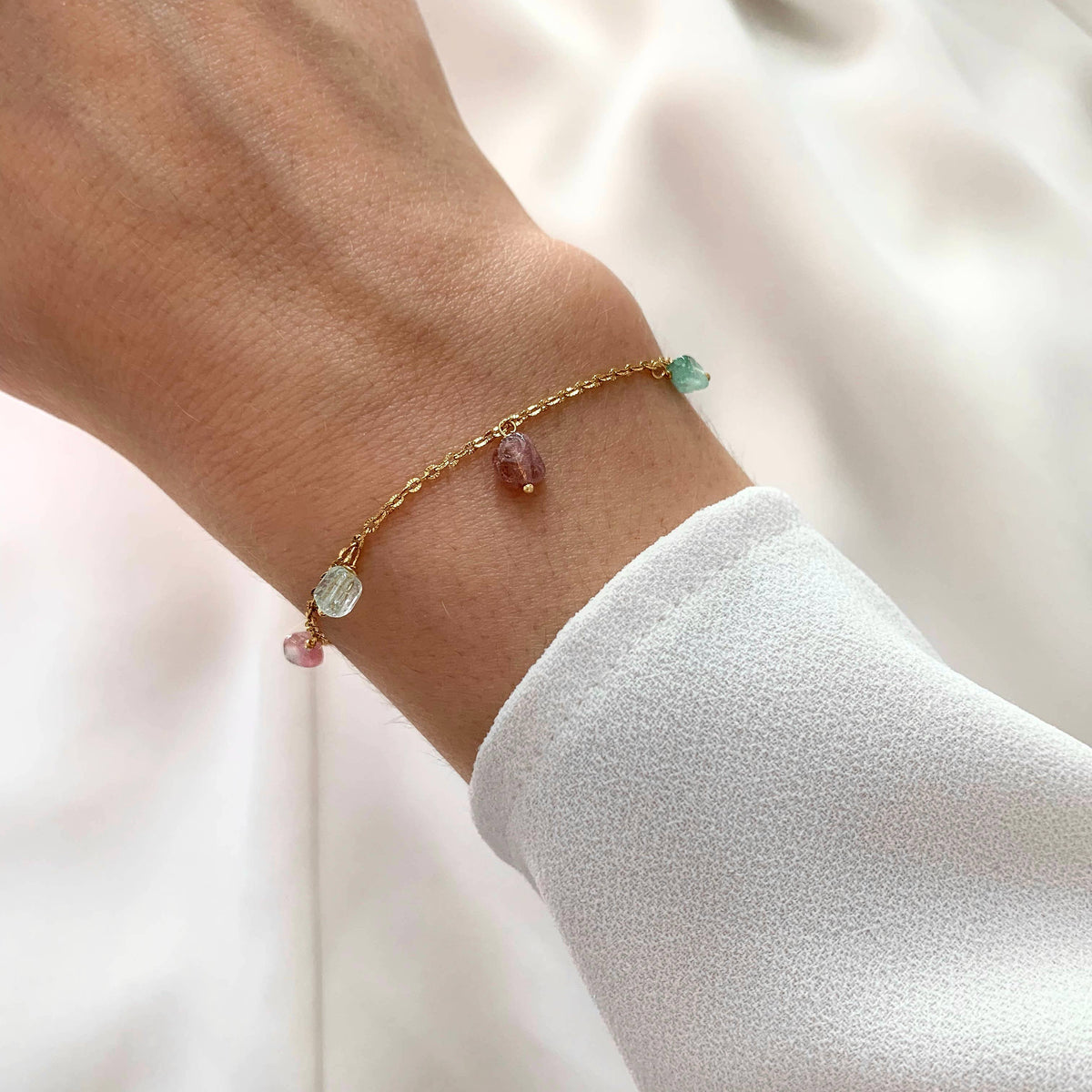 Pulsera fina piedra turmalina rosa y verde