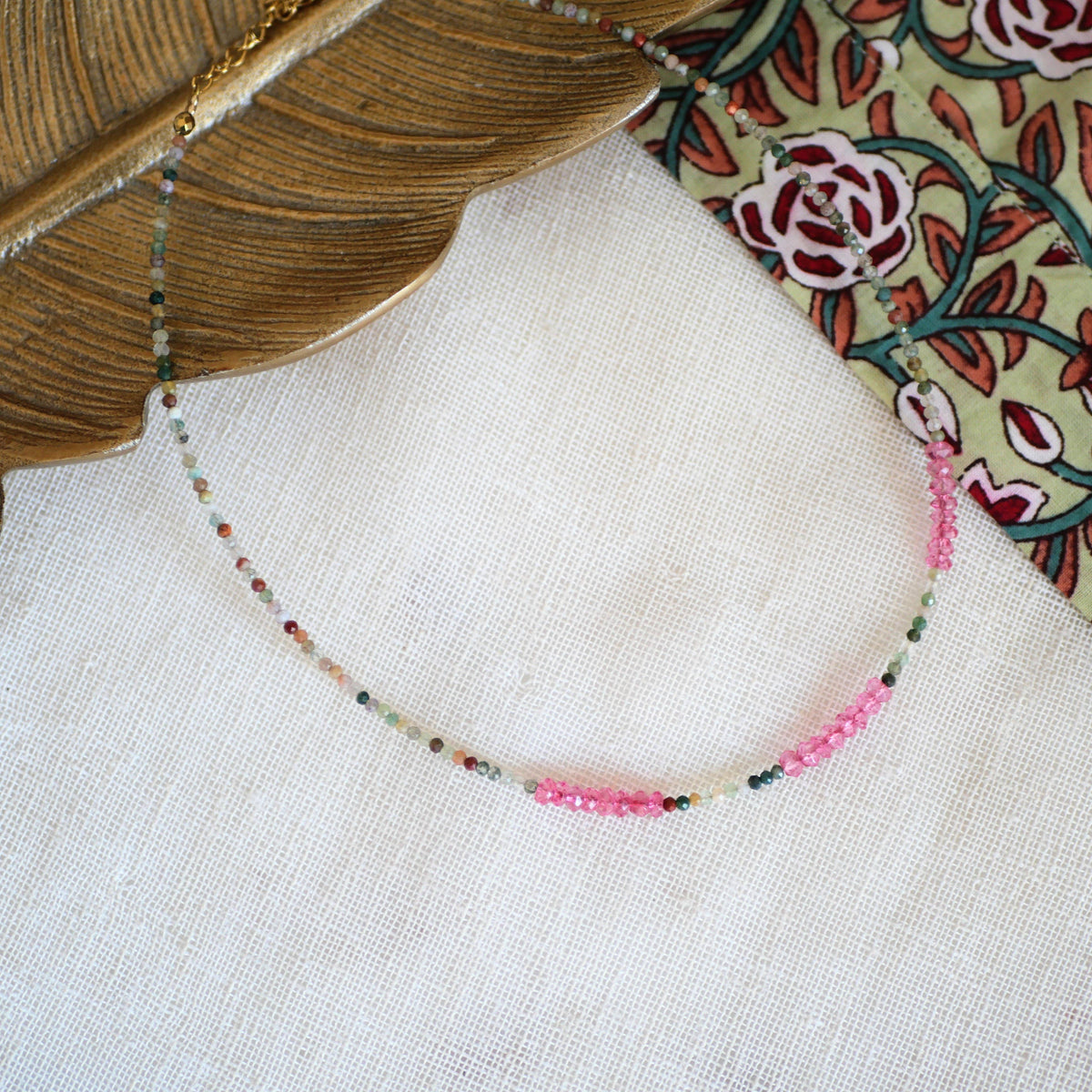 COLLAR ANJALI