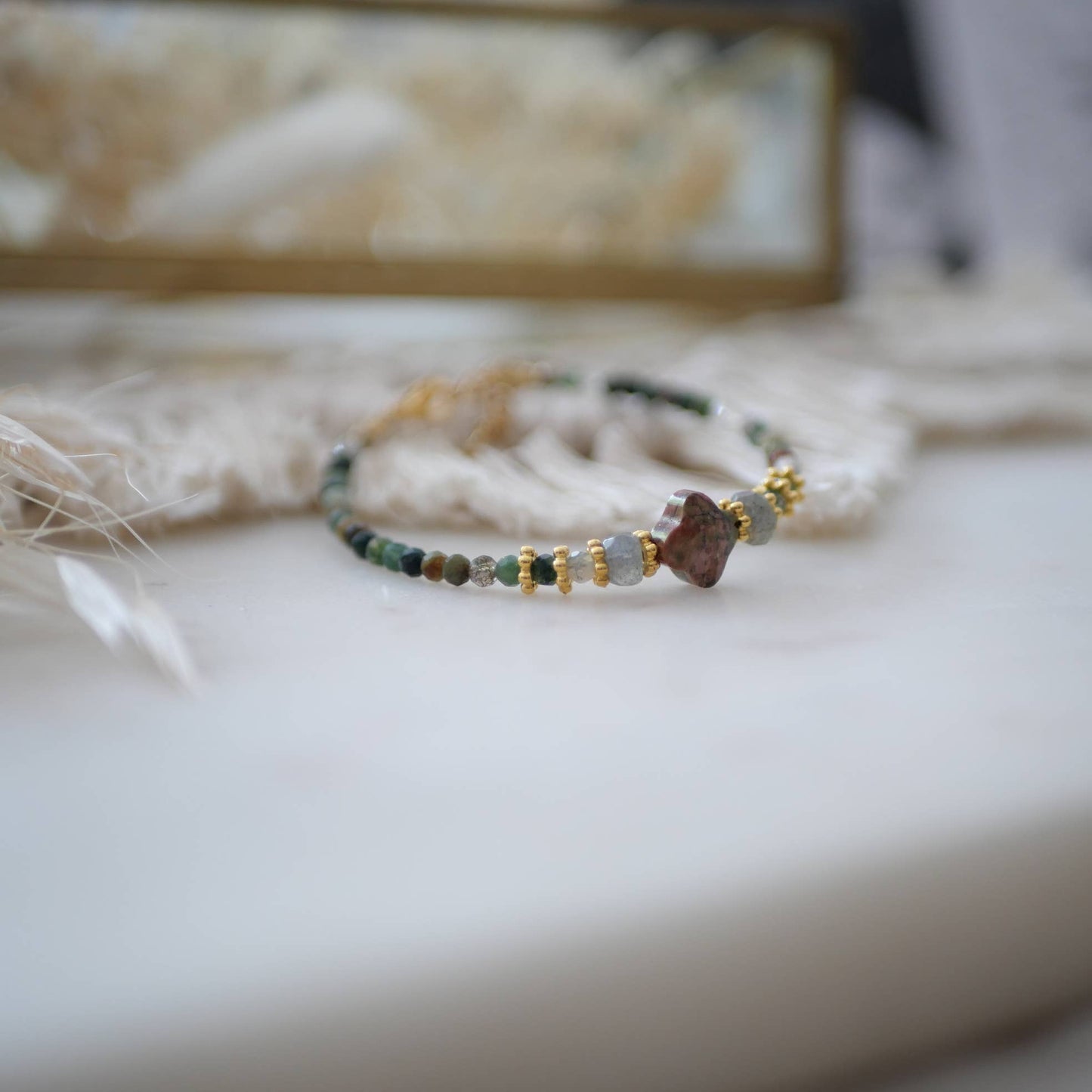 PULSERA VIDUSHI – UNAKITA, LABRADORITA Y ÁGATA INDIA