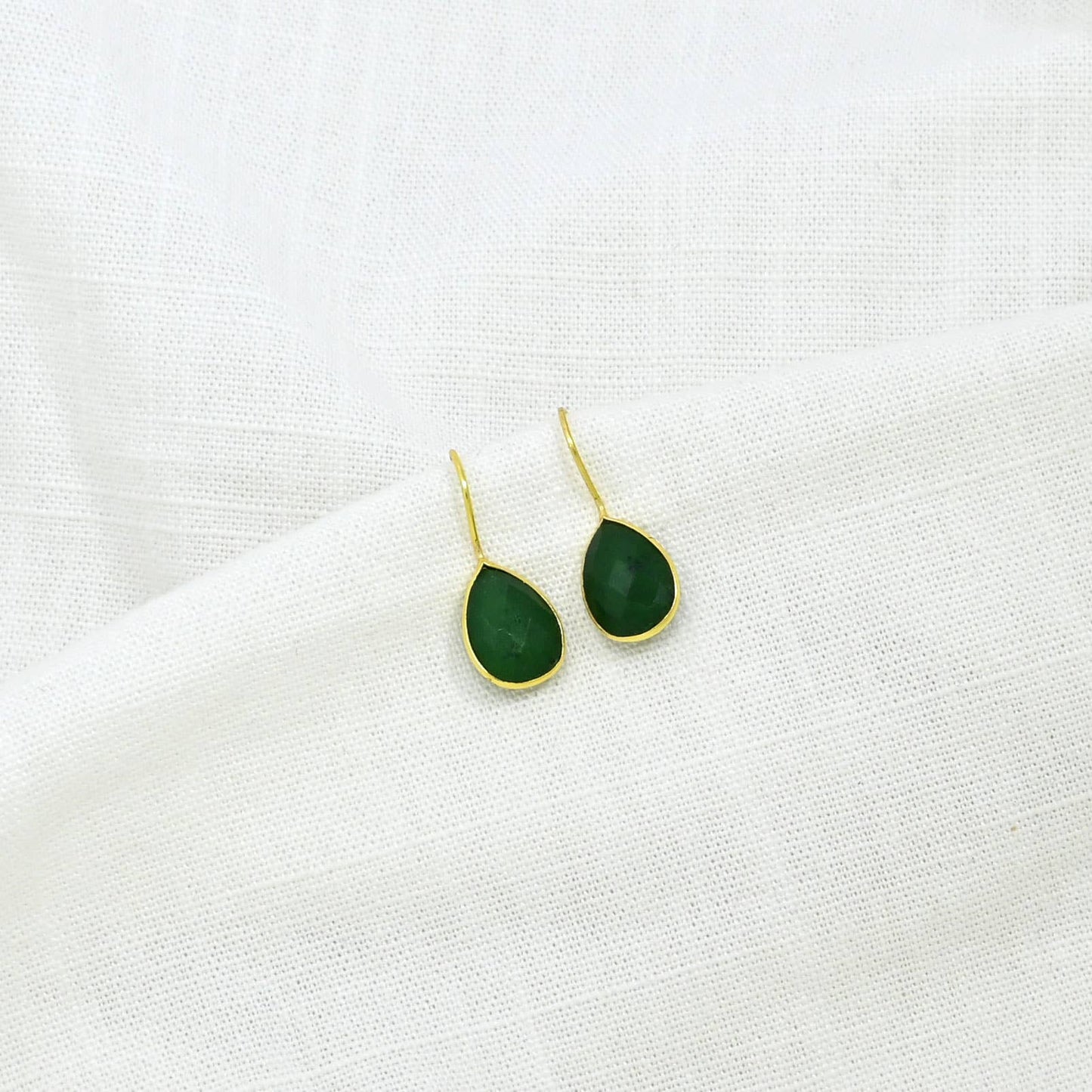 Pendiente con gemas en forma de lágrima, plata 925, Sillimanit verde