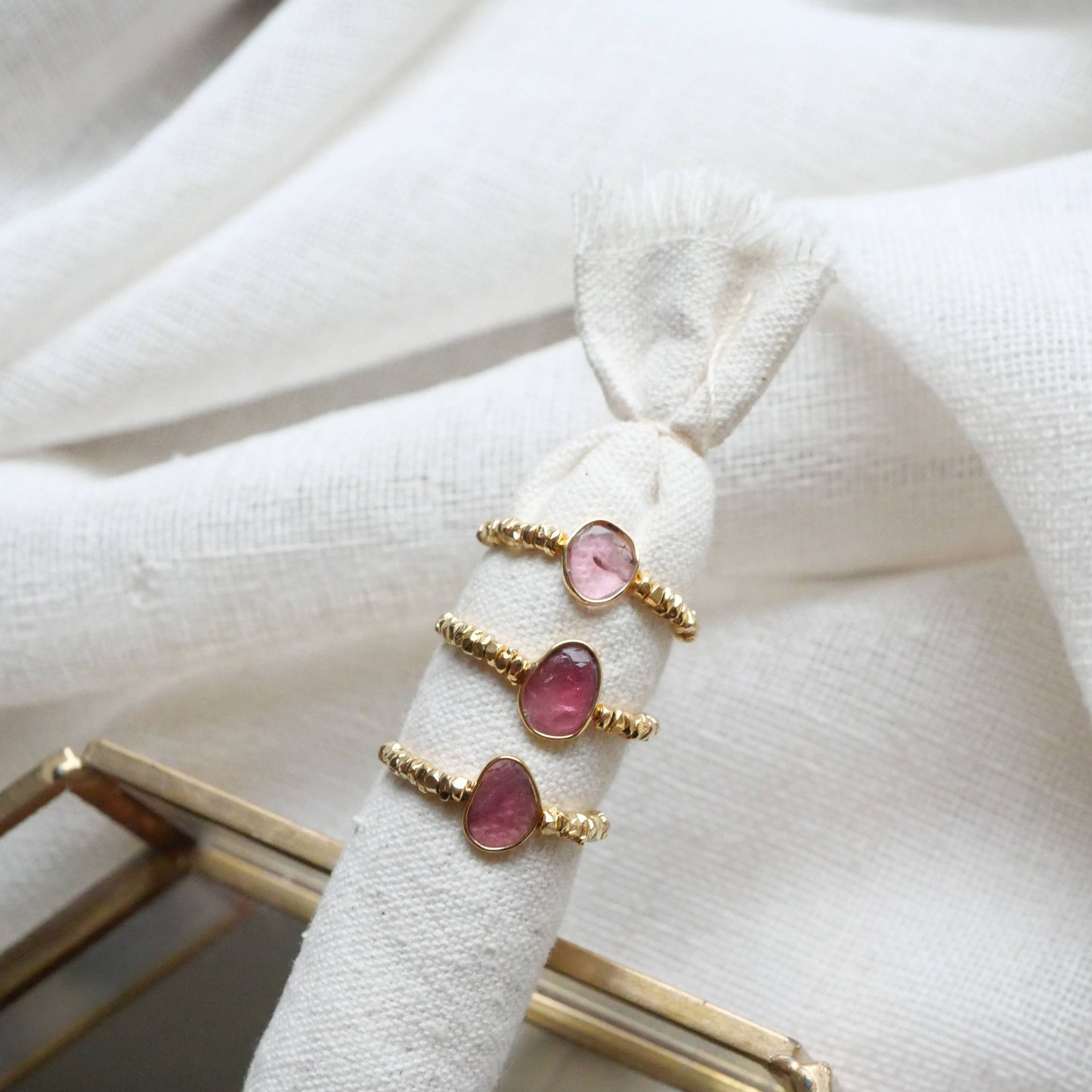 ANILLO AJUSTABLE SOUMYA ROSA TURMALINA