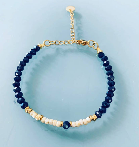 Pulsera de perlas azules y marfil