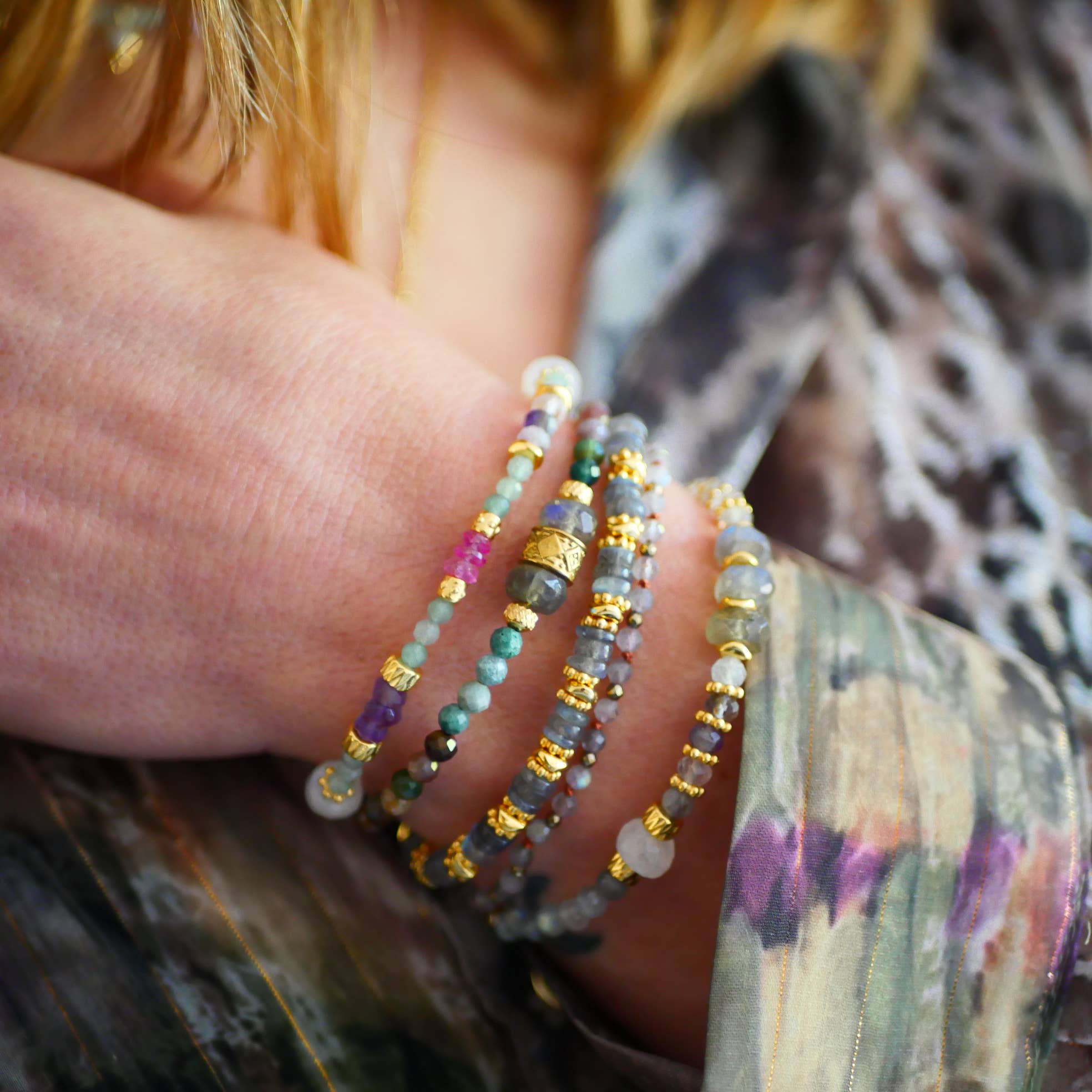 PULSERA DHYYAN