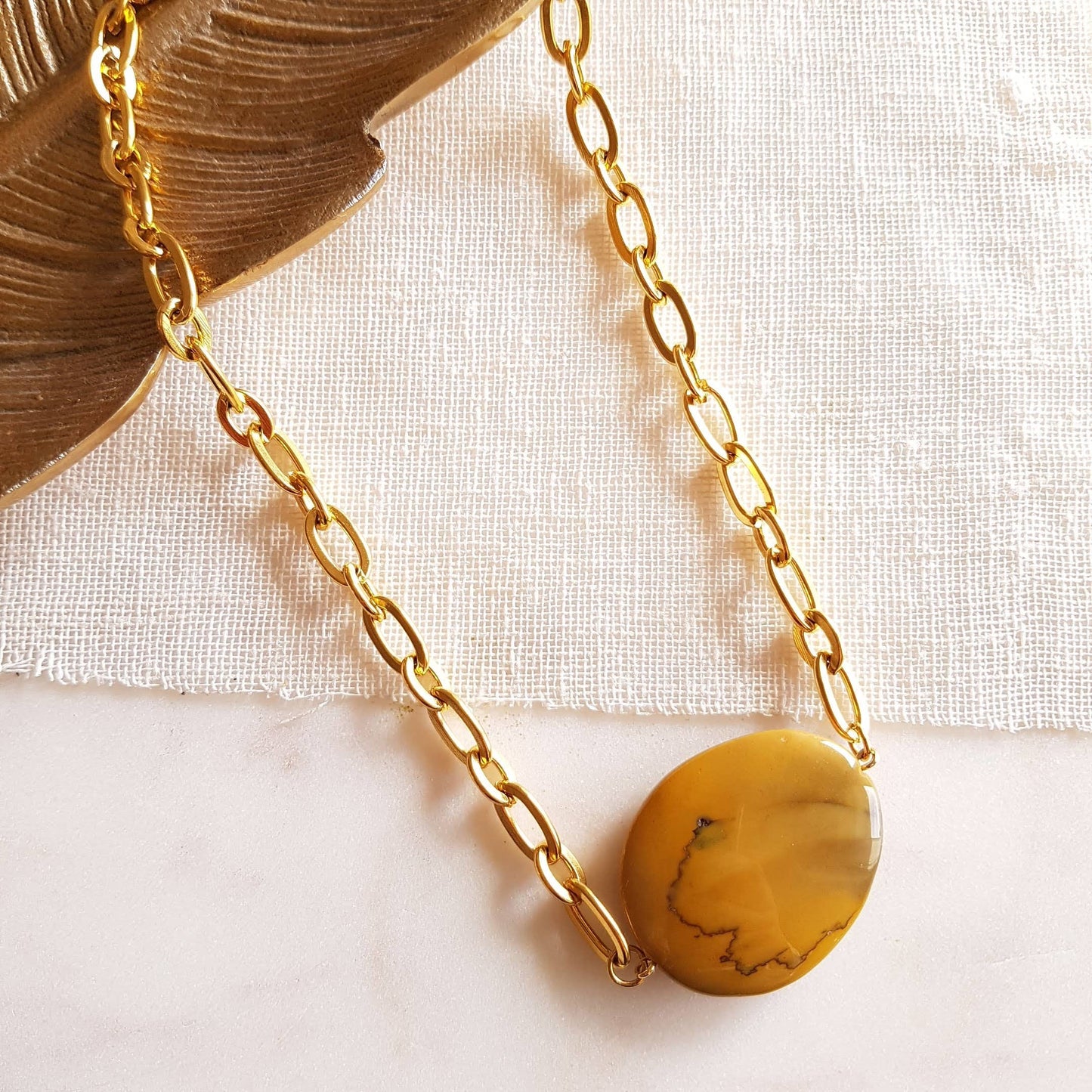 COLLAR MOKA