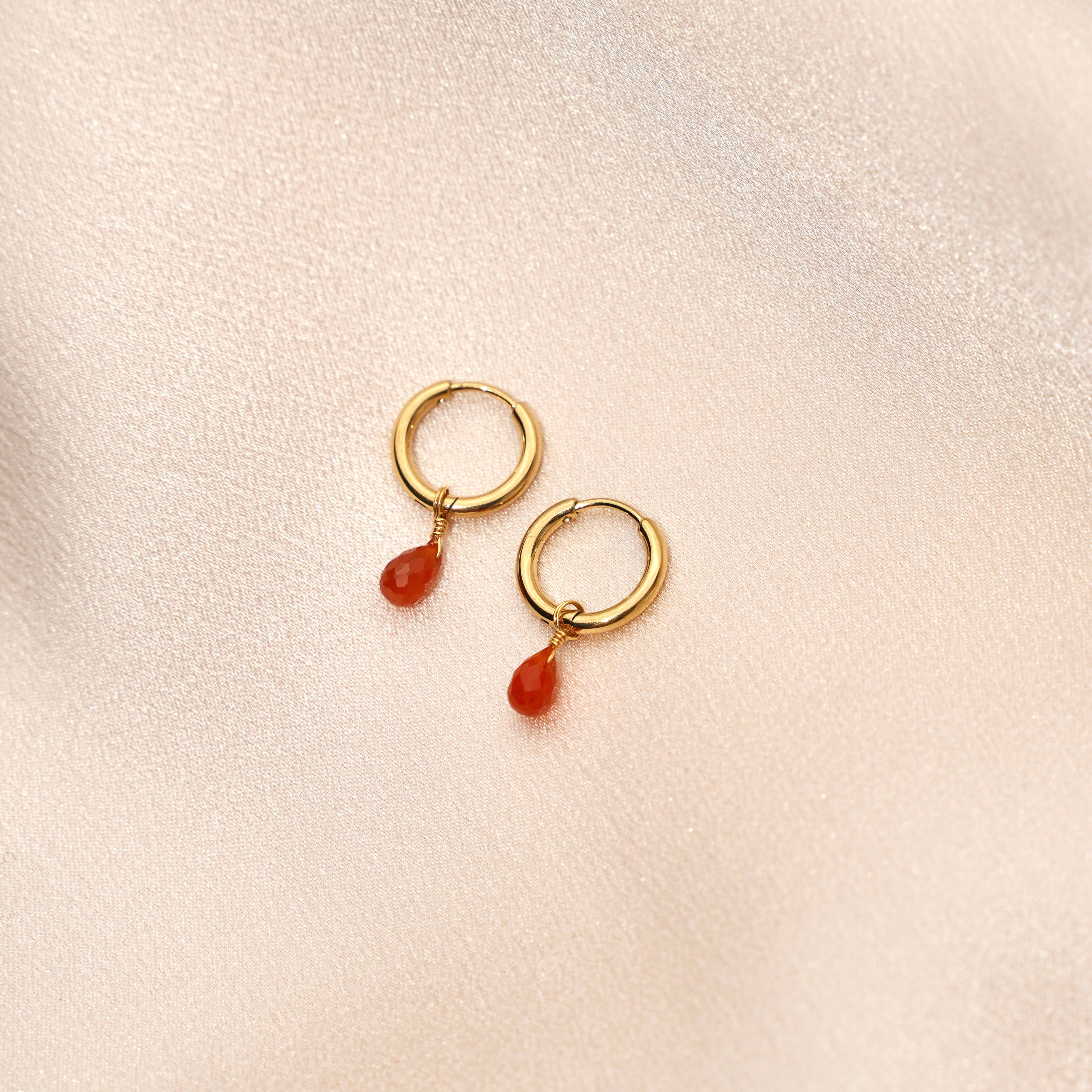 Pendientes de acero mini aros con gota roja
