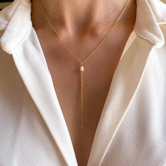 Collar largo de acero inoxidable con perla de agua dulce para mujer