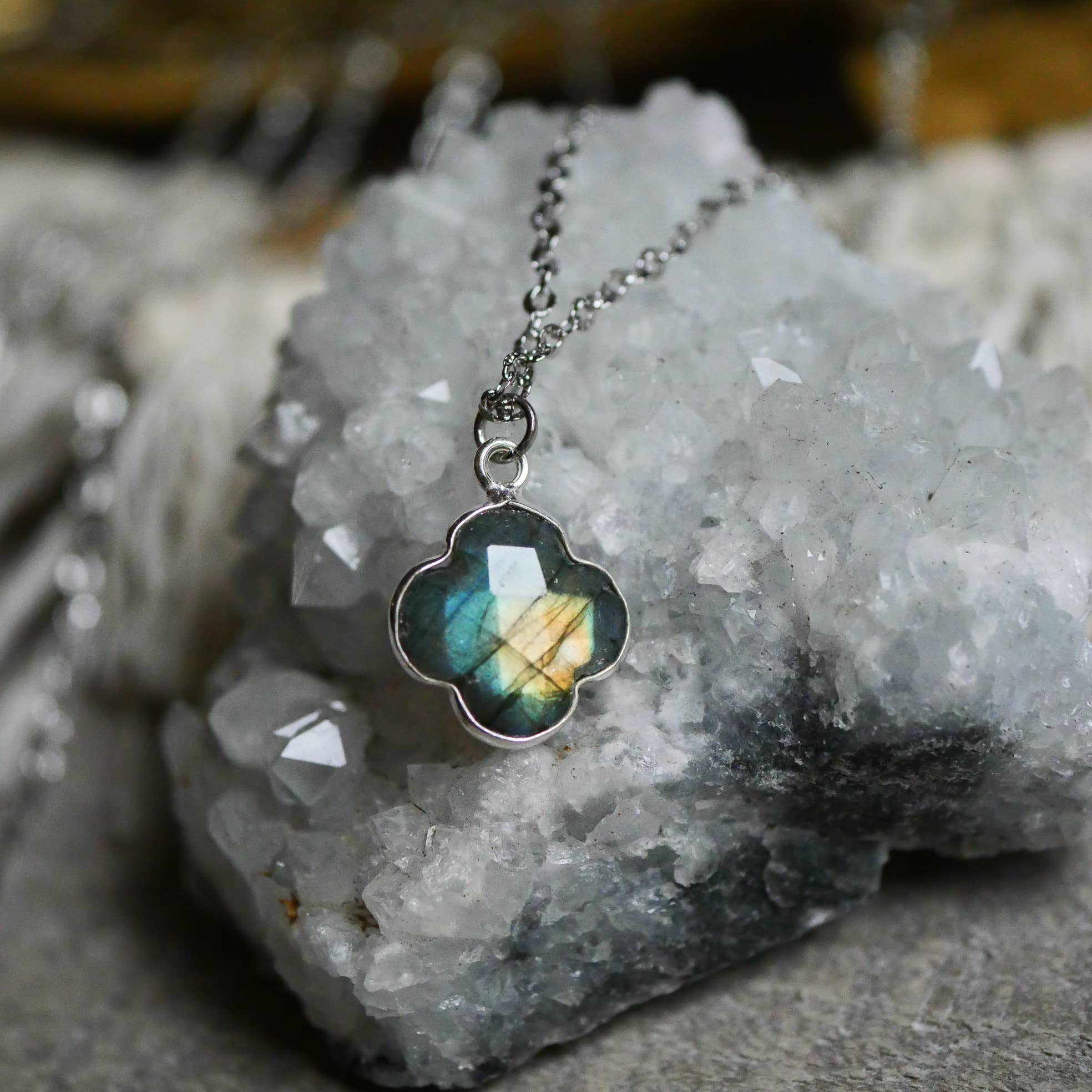 COLLAR SUBHAGYA Plata