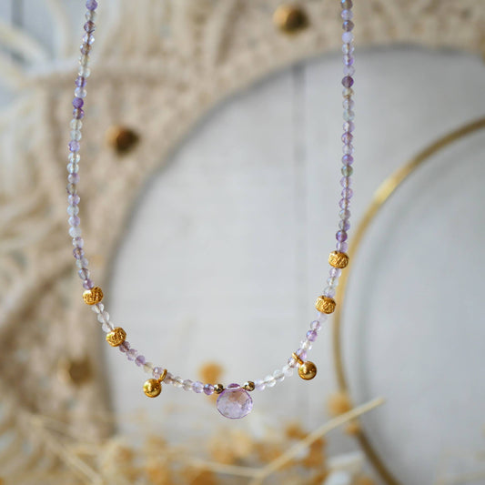 COLLAR GYAAN AMATISTA