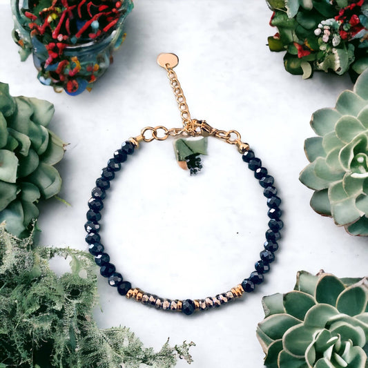 Pulsera de perlas azul medianoche