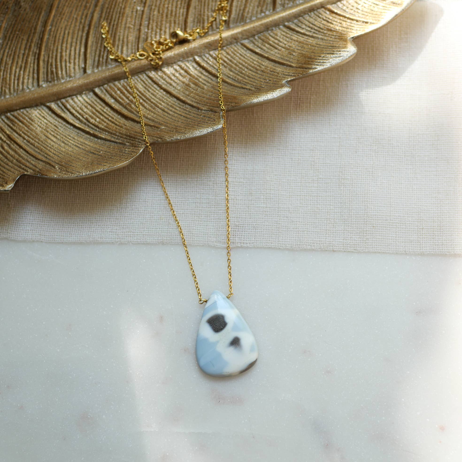 COLLAR BLUE OPAL DANAM