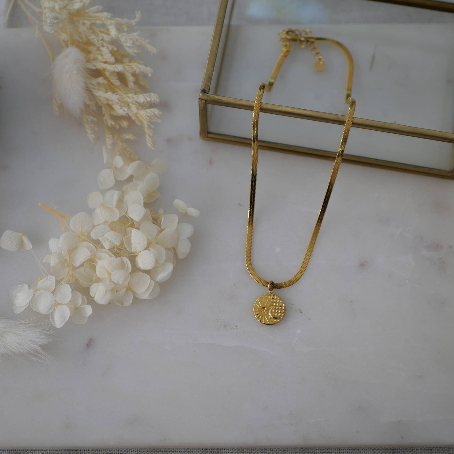 COLLAR DIVYA