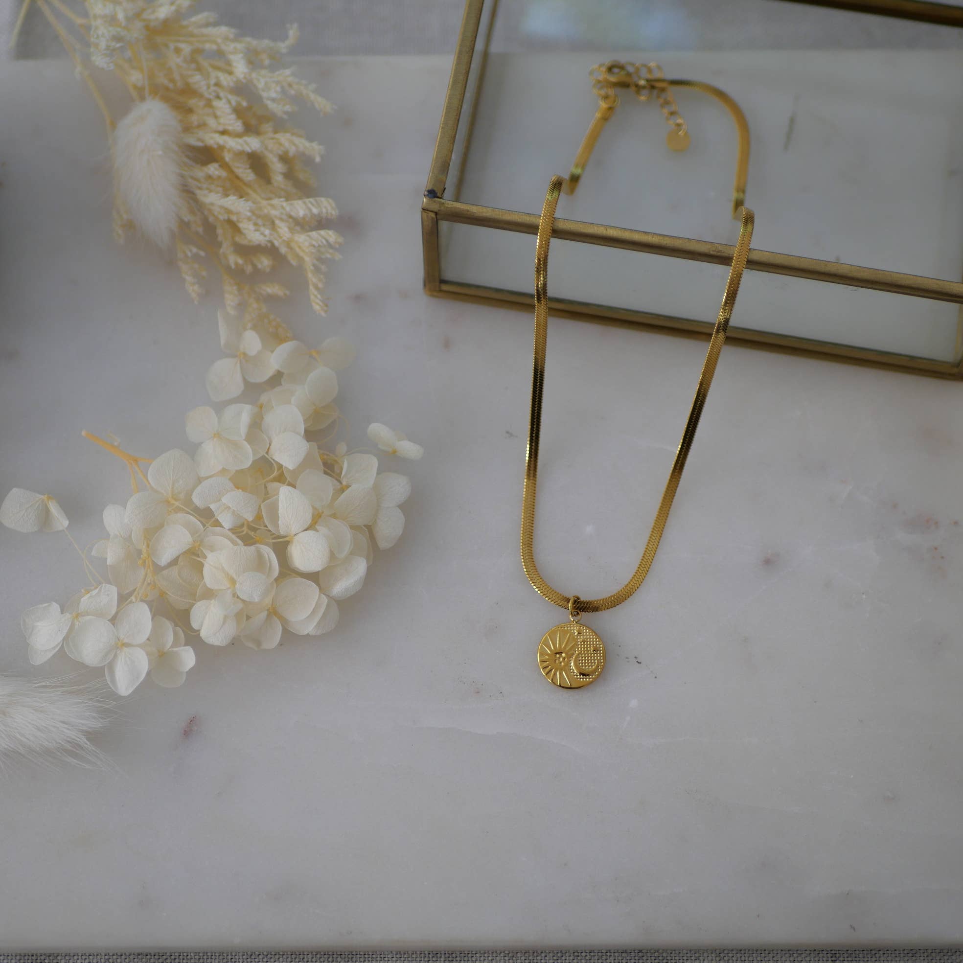 COLLAR DIVYA