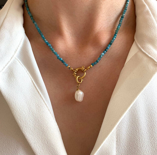 Collar de de acero con piedra natural apatita azul