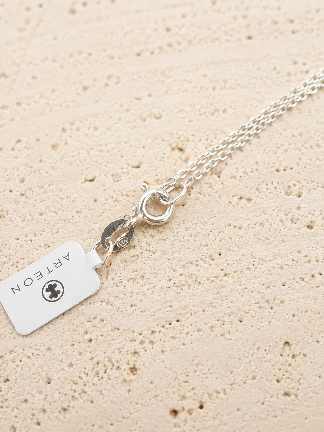 Collar ASTERIA