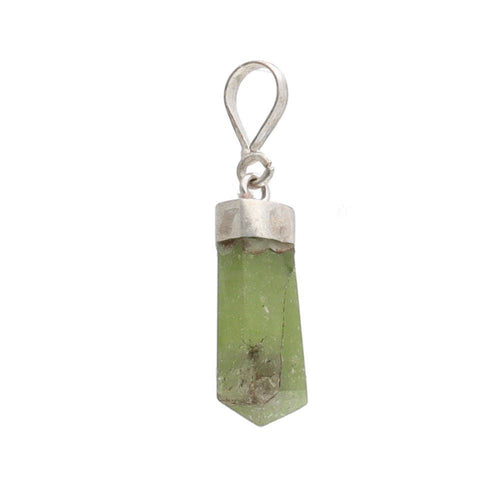 Colgante Punta Pulida de Peridoto en Plata de Ley 925