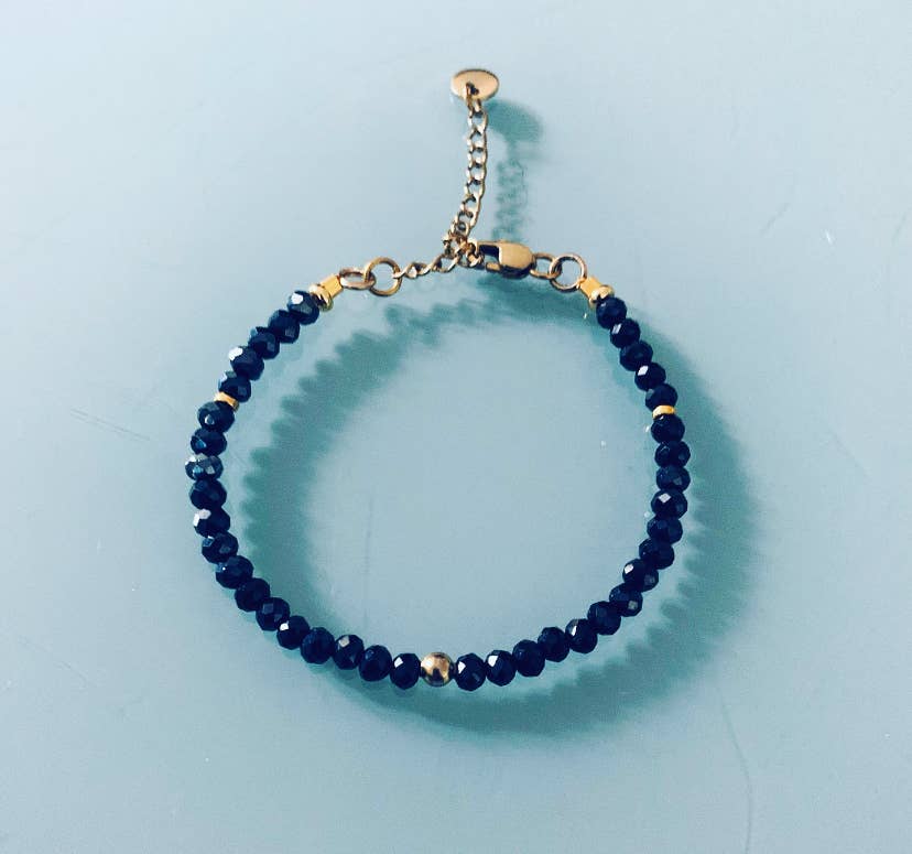 Pulsera de perlas azul medianoche