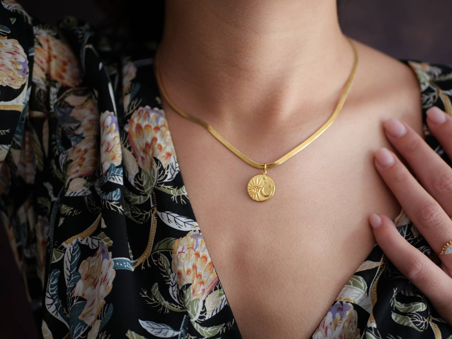 COLLAR DIVYA