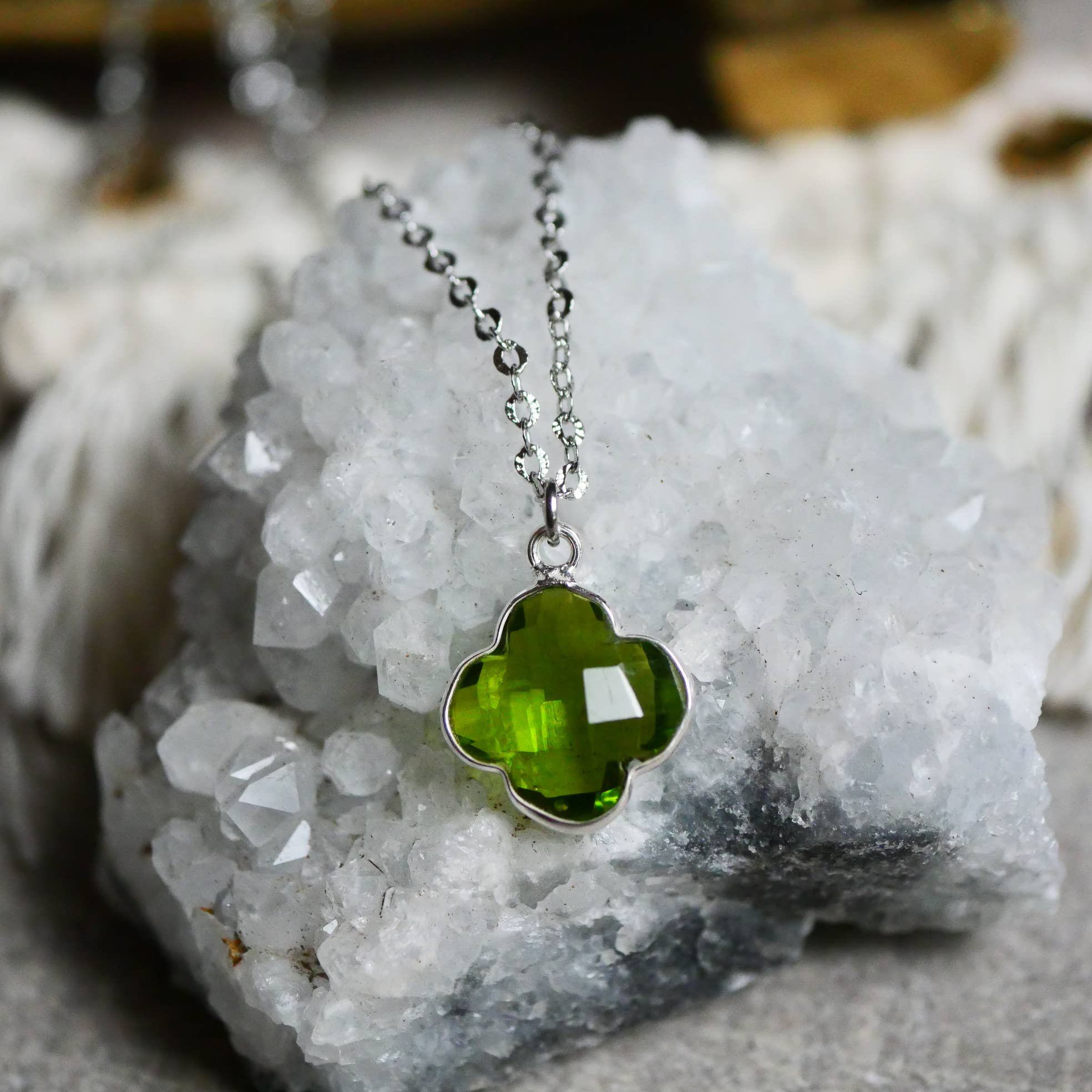 COLLAR SUBHAGYA Plata