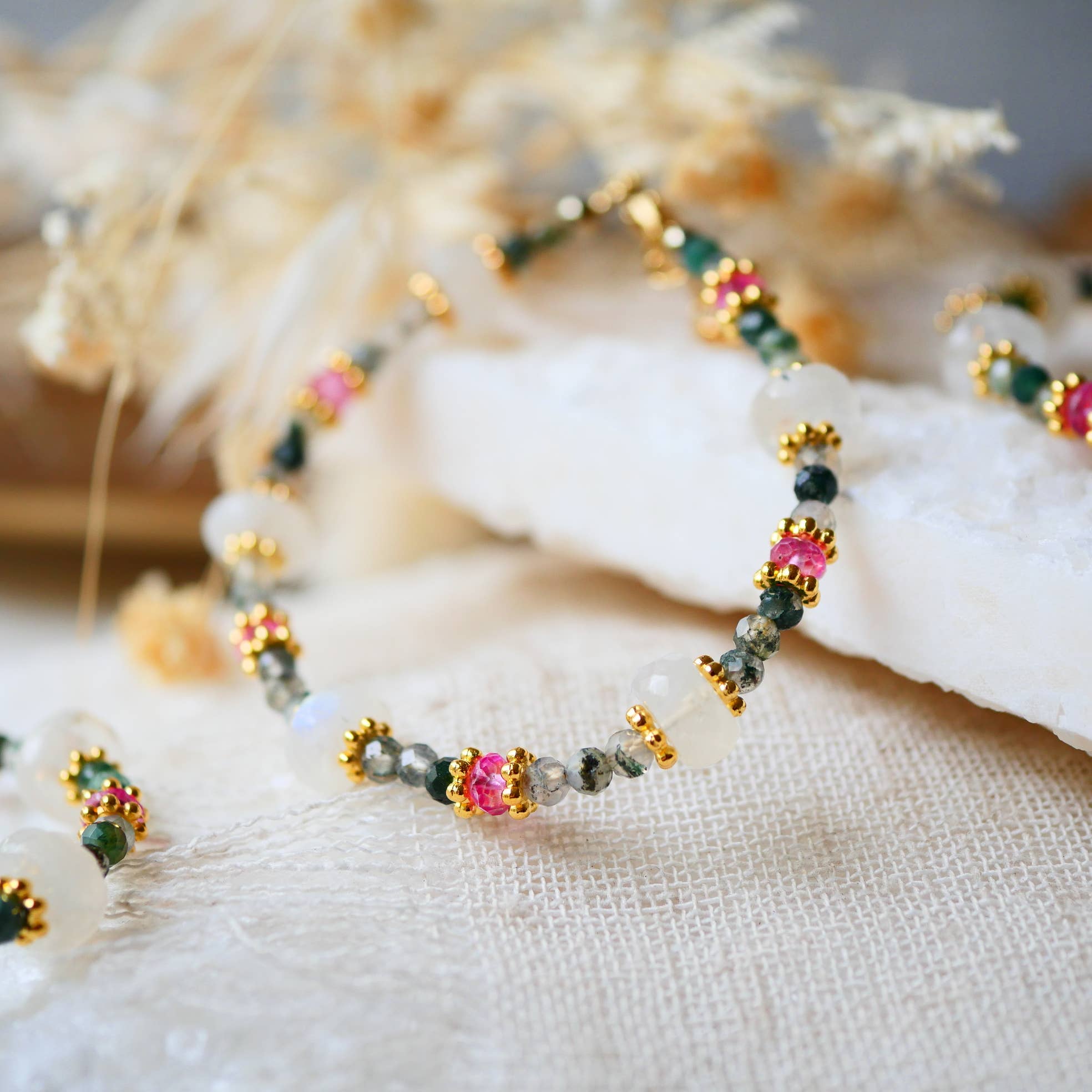 PULSERA MEDINI, ÁGATA MUSGOSA, TOPACIO ROSA, PIEDRA LUNAR