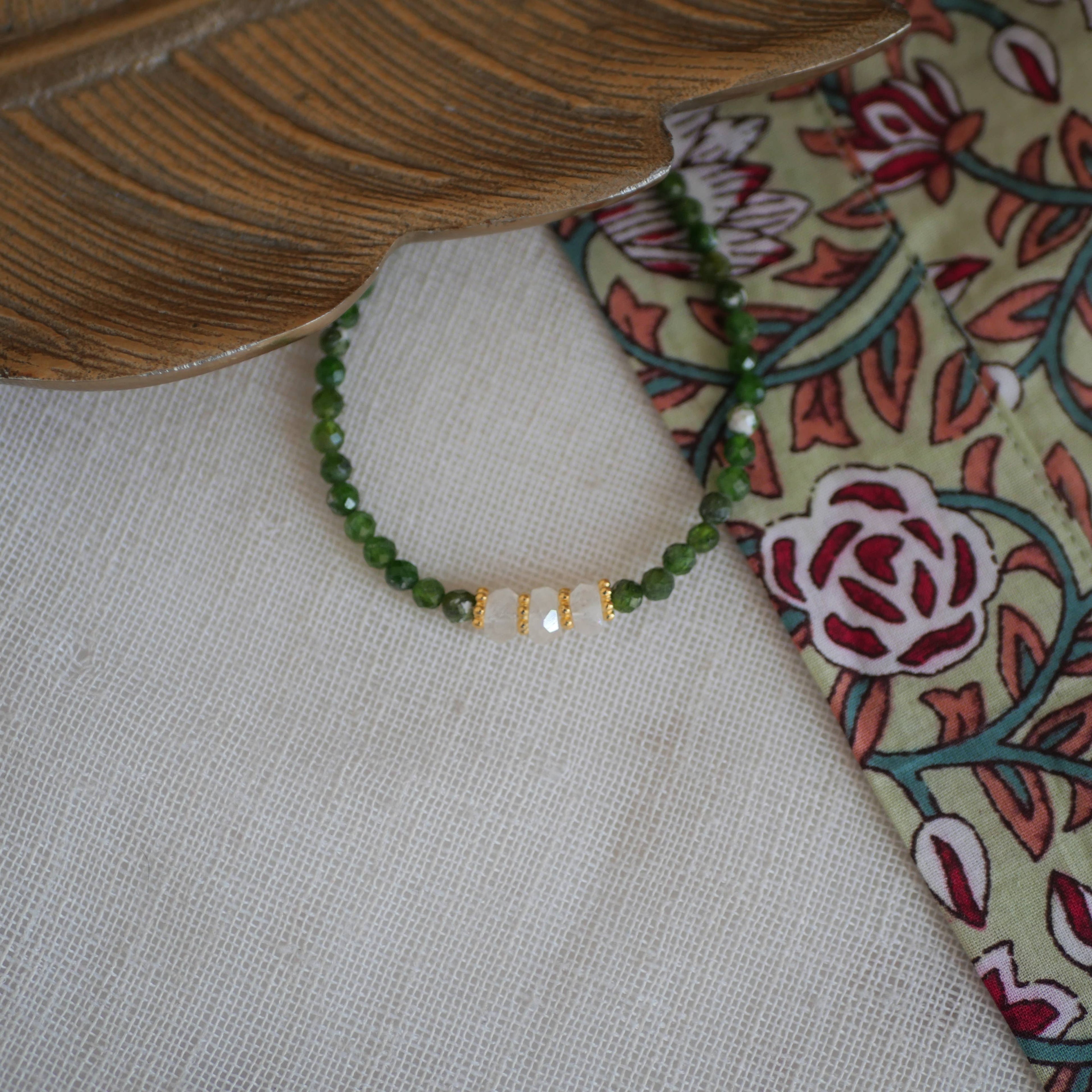 PULSERA CON PIEDRAS DE MANASI DE TU ELECCIÓN