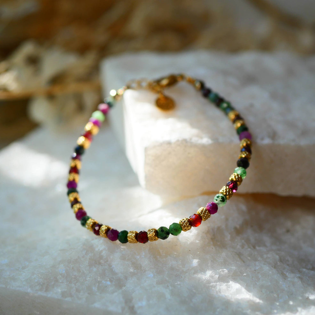 Pulsera Santulan de Granate y Rubí Zoisita