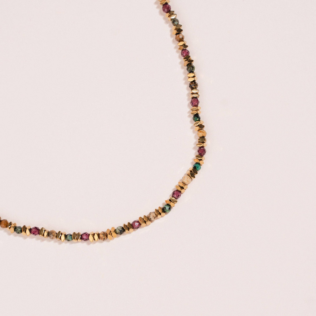 Collar de Ágata Multicolor y Circonitas en Acero Inoxidable