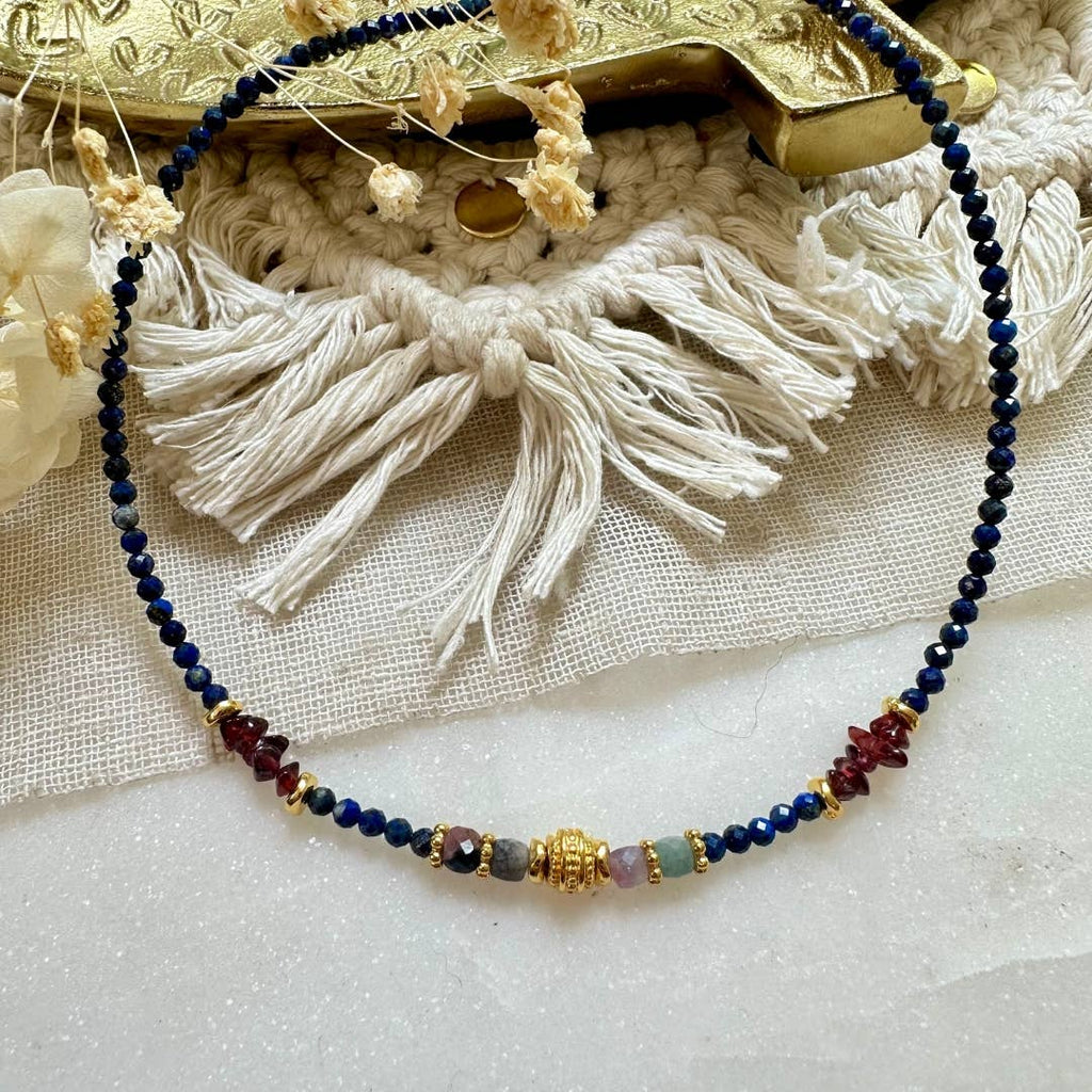 COLLAR AJITA LAPISLÁZULI