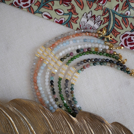 PULSERA CON PIEDRAS DE MANASI DE TU ELECCIÓN