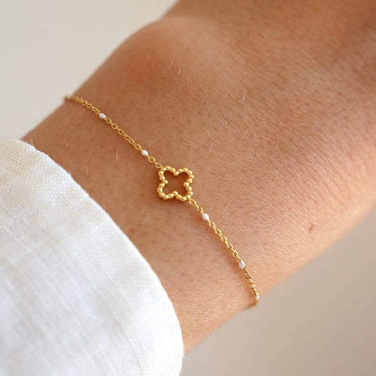 Pulsera fina de trébol blanco de acero inoxidable
