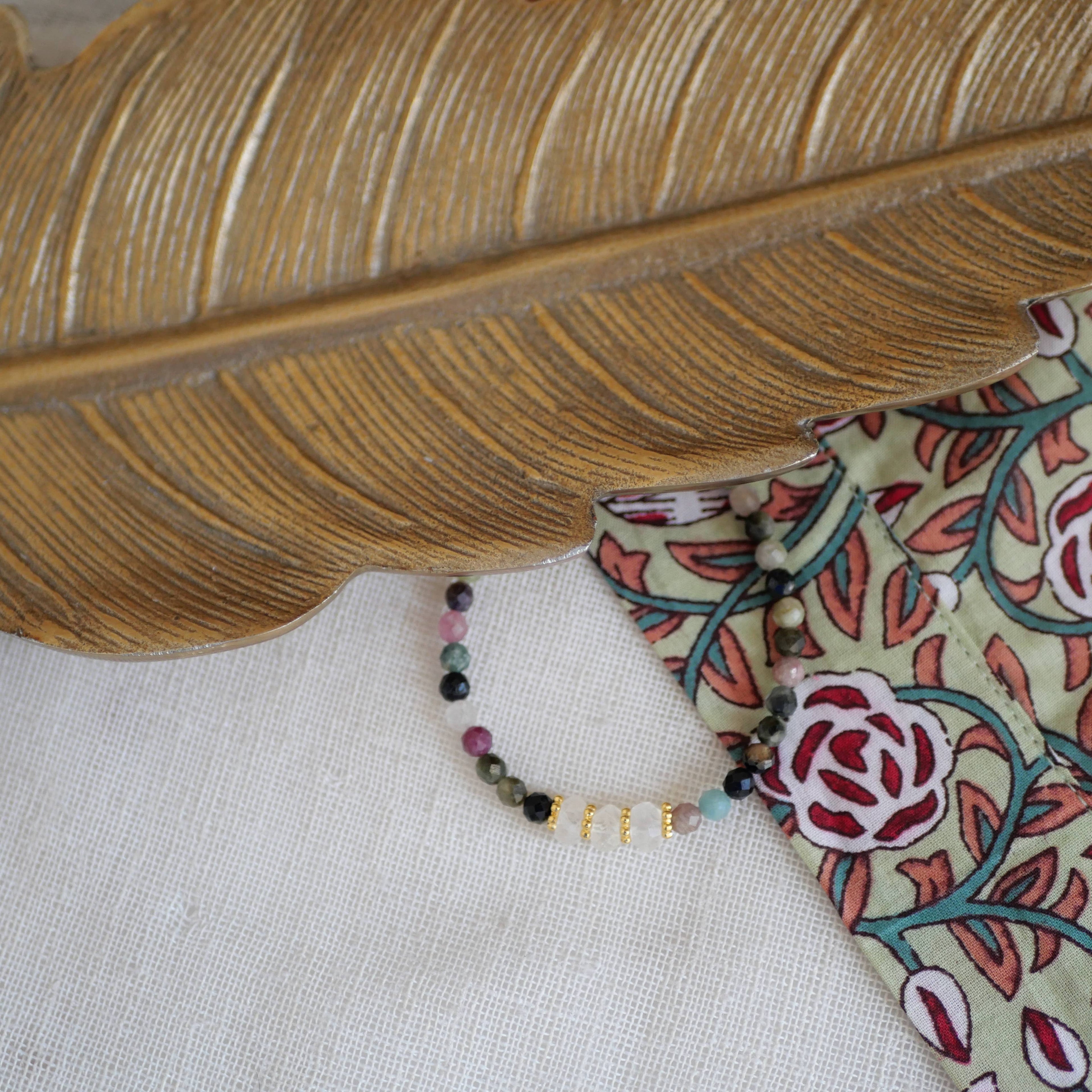 PULSERA CON PIEDRAS DE MANASI DE TU ELECCIÓN