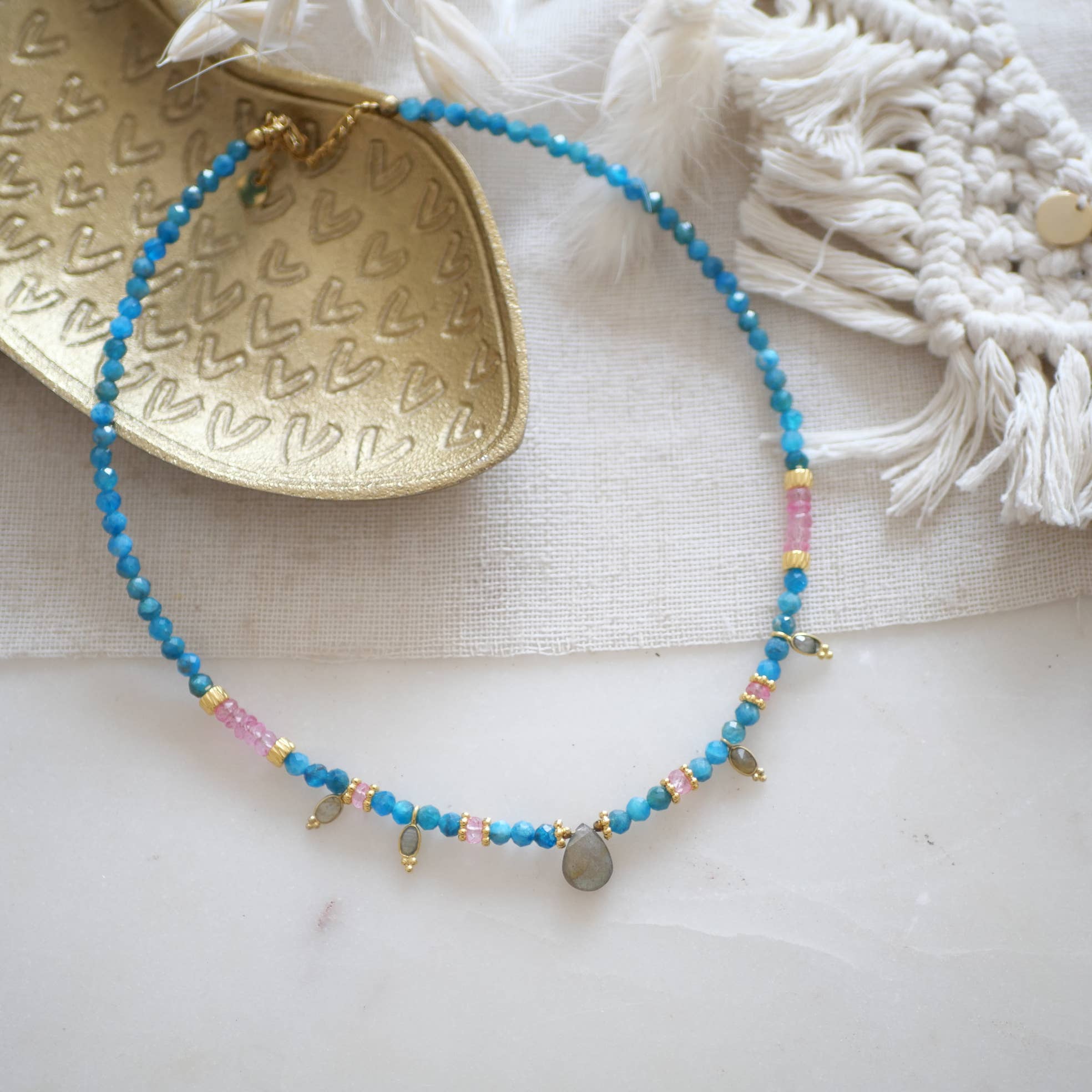 COLLAR NIRAL APATITA Y TOPACIO ROSA