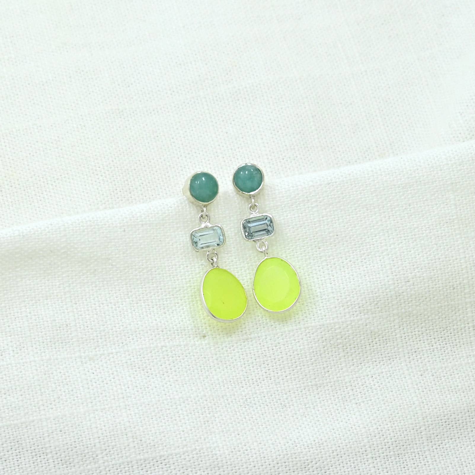 Pendientes Zoe de plata 925, topacio azul, amazonita y jade verde