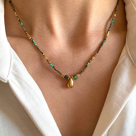 Collar de piedra natural colgante gota