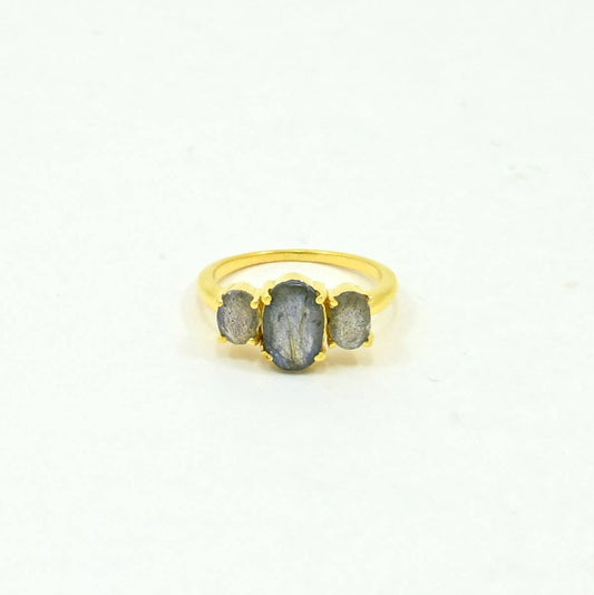 Anillo Winslet de plata chapada en oro - Labradorita